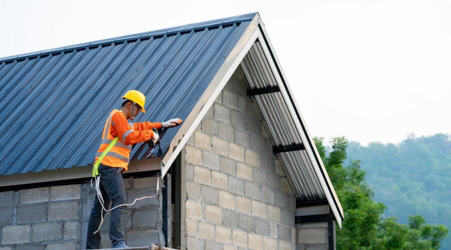 Professional Flat Roofing Installation in Albany, WI